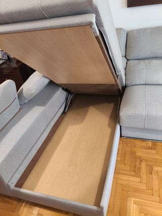 Sofá con chaiselongue