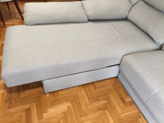 Sofá con chaiselongue