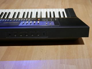 Casio Casiotone CT-410V Teclado