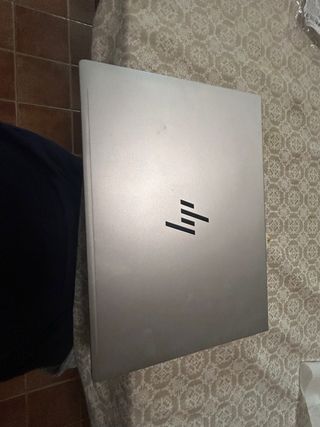 HP EliteBook 640 G11 Plata