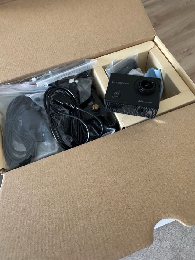 Crosstour CT8500 Action Camera 4K, MAI USATA