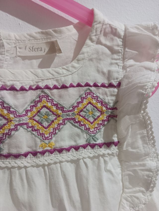 Camisa de niña Sfera bordada
