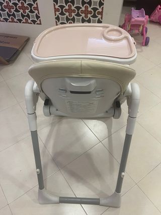 Trona para bebé color beige