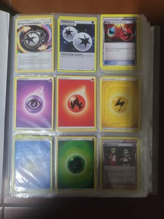 Cartas Pokémon: Energía y Entrenador