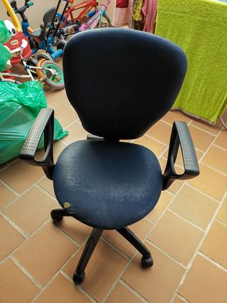 Silla de escritorio giratoria