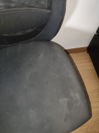Silla de escritorio con ruedas