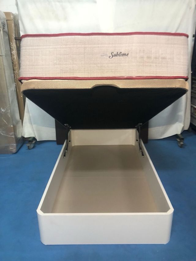 Letto pieghevole e materasso viscoelastico 1,05x1,90