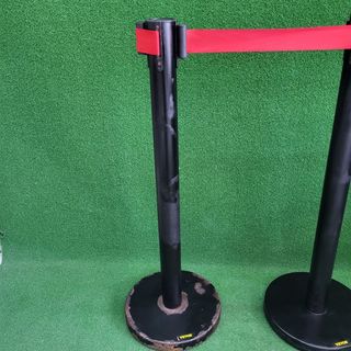 3 postes separadores retráctiles