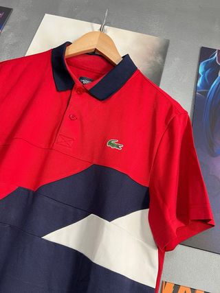 Camisa Polo Lacoste Sport color Rojo/Navy – Talla 