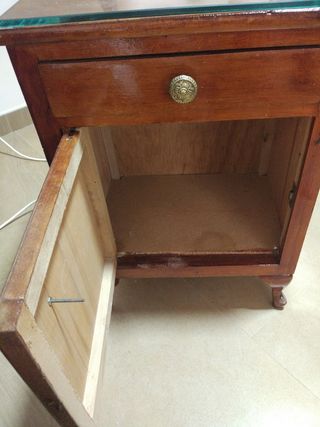 Mesilla Antigua Madera Cristal y Metal