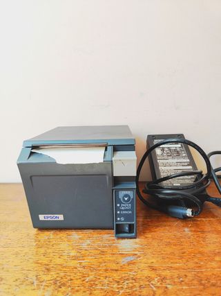 Impresora de etiquetas Epson con cargador 