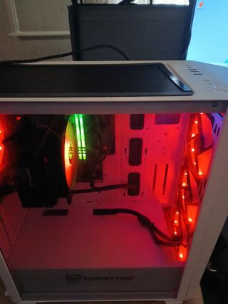 PC Gaming i7 9700F 32GB RAM Blanca