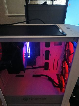 PC Gaming i7 9700F 32GB RAM Blanca