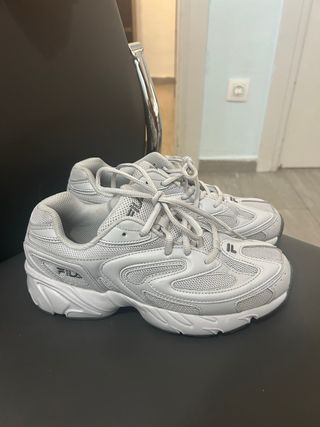 Zapatillas Fila Grises