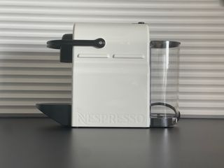 Cafetera Nespresso Blanca