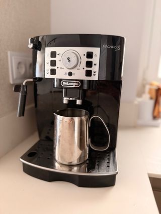 Cafetera super automática De’Longhi Magnifica S
