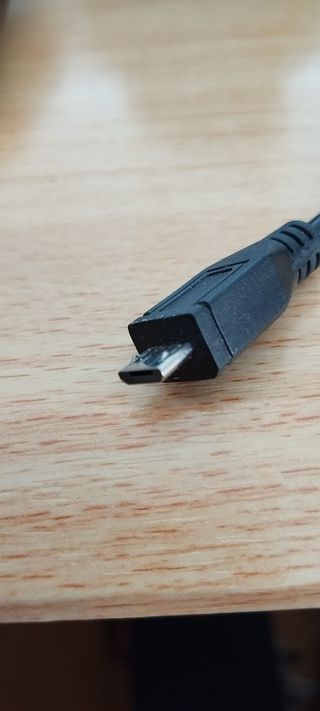 Adaptador Micro USB a HDMI MHL