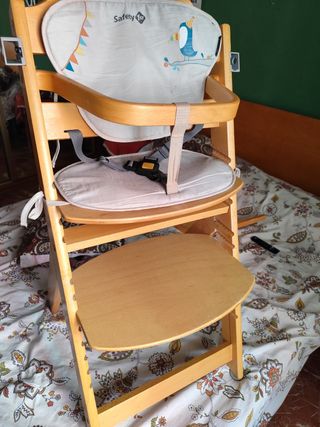 Trona evolutiva madera