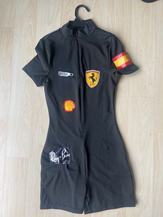 Disfraz Piloto F1 Ferrari  XS entre 10/14 años. 