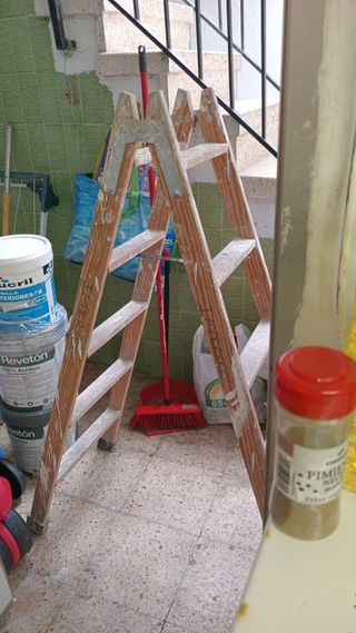 Escalera madera 5 peldaños