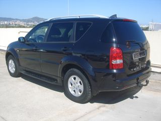 SsangYong Rodius 2011