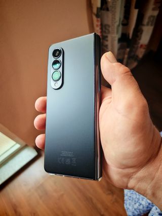Samsung Galaxy Z Fold 4