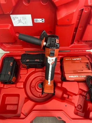 Hilti AG 6D-22 Amoladora Angular + Baterías