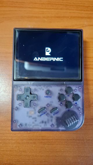 Consola Anbernic RG35XX+microSD 64 GB+Funda