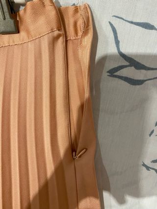 Falda plisada Zara rosa