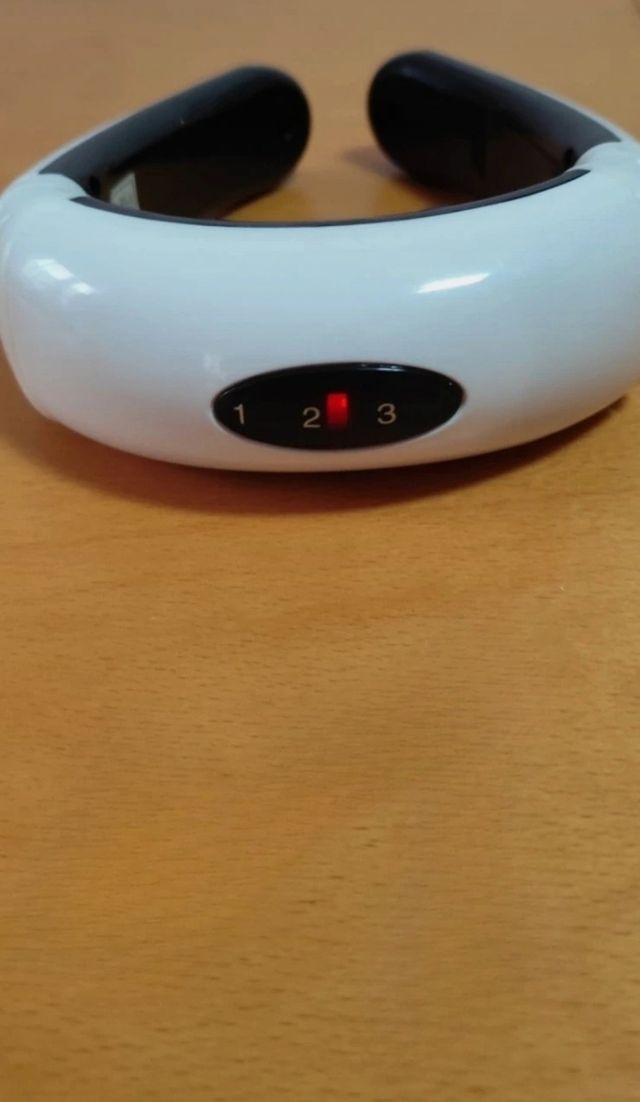 Massajador de pescoço elétrico