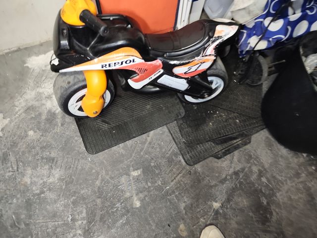 Moto de niño Repsol