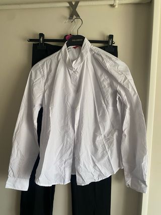 Uniforme FP Restauración Gris y Blanco