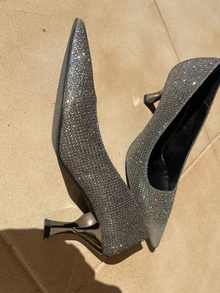 Salón  NICHI SEIJO Color plomo metalizado. T.38