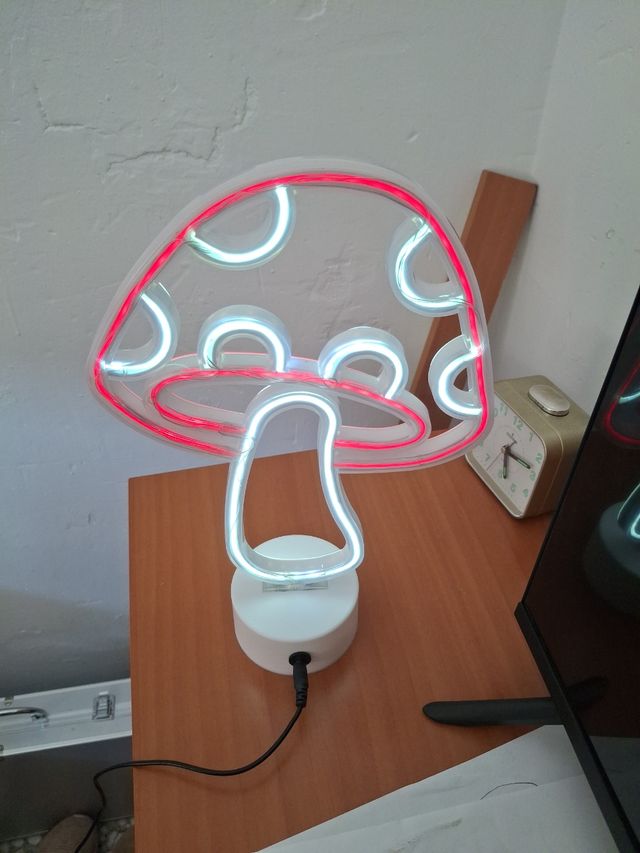 Lámpara Seta Neón Pilas/Cable