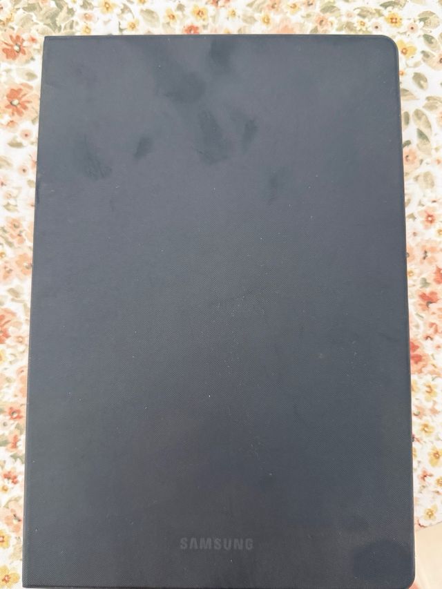 Tablet Samsung con Lápiz y Funda