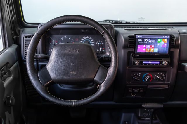 Jeep Wrangler 4.0 Off Road (2003)