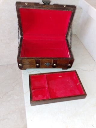 Portagioie vintage in legno