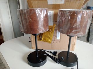 Lámparas de mesa madera y metal