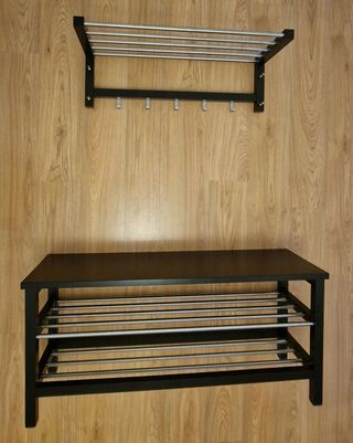 Perchero y Banco-Zapatero serie TJUSIG de Ikea