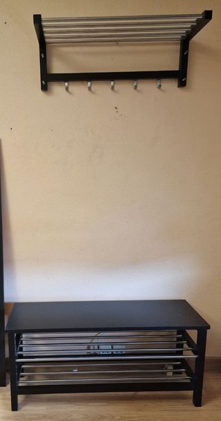 Perchero y Banco-Zapatero serie TJUSIG de Ikea