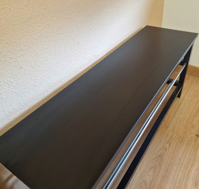 Perchero y Banco-Zapatero serie TJUSIG de Ikea