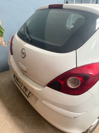 Opel Corsa dana reparar 