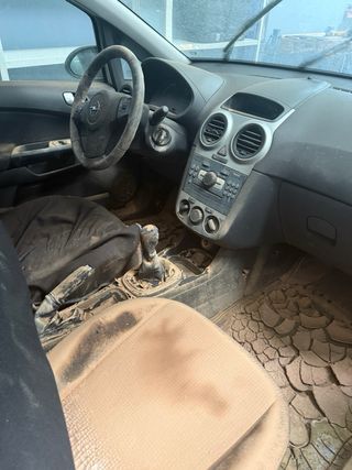 Opel Corsa dana reparar 