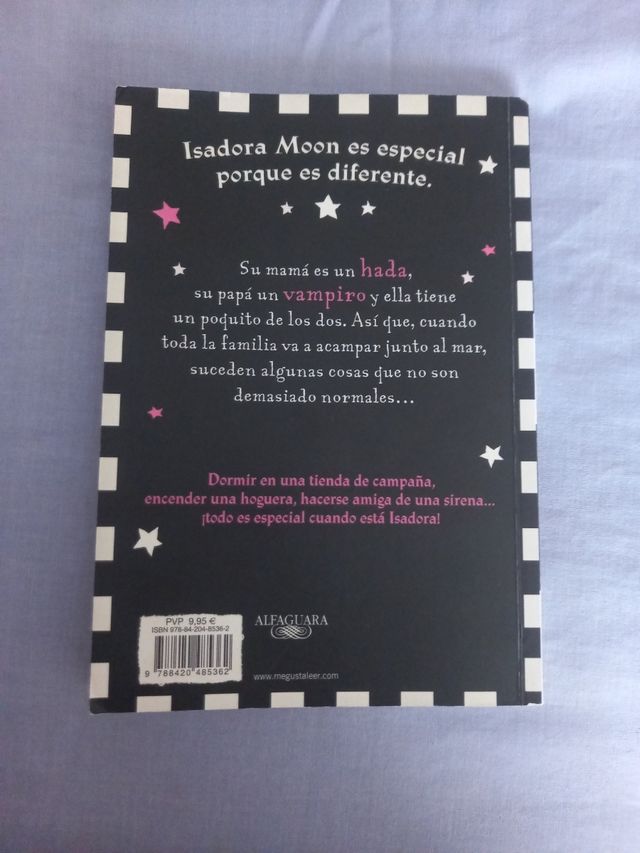 Isadora Moon va al colegio / Isadora Moon Goes ...