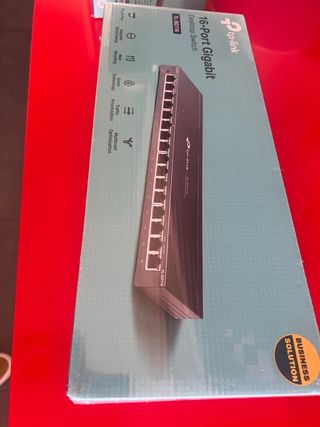 Switch TP-Link 16 Puertos Gigabit a estrenar. 