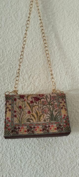 Bolso de fiesta burdeos y dorado tipo cartera cade