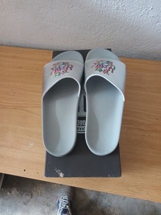 Chanclas The Untouchables Plata Talla 41