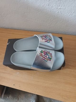 Chanclas The Untouchables Plata Talla 41