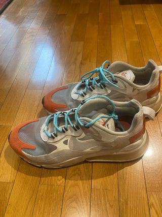 Nike Air React Beige/Naranja