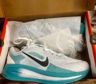 Zapatillas Nike Vomero 18 Mujer Talla 43
